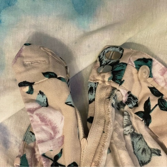 TALULA floral shorts - Picture 2 of 4